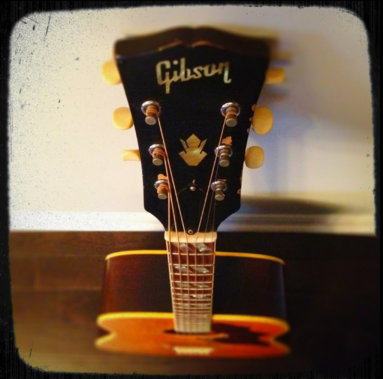 Gibson guitar headstock